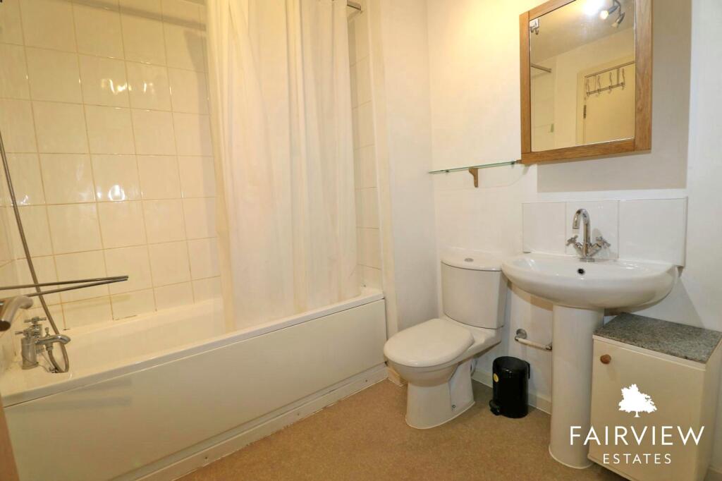Apartment in Nottingham - More
