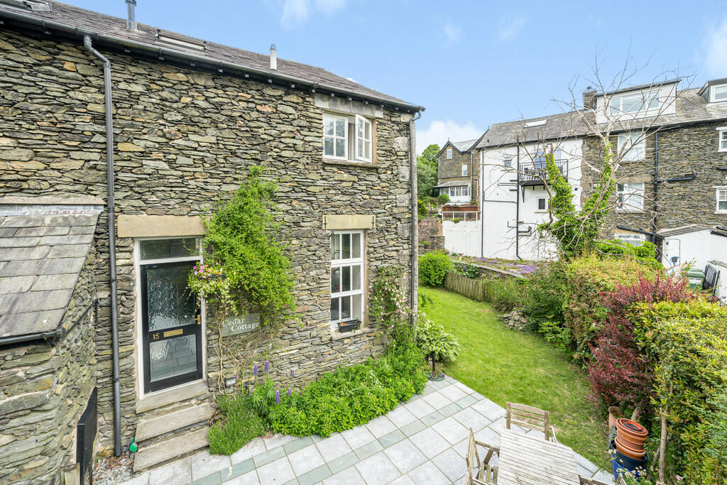 4-bed terraced on Cedar Cottage, 15 Oldfield Court, Windermere, LA23 2HH, £425,000