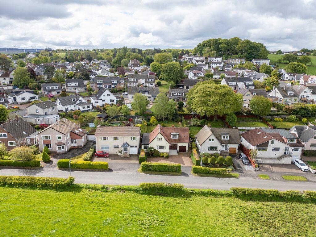 House in Eaglesham, East Renfrewshire - View 2