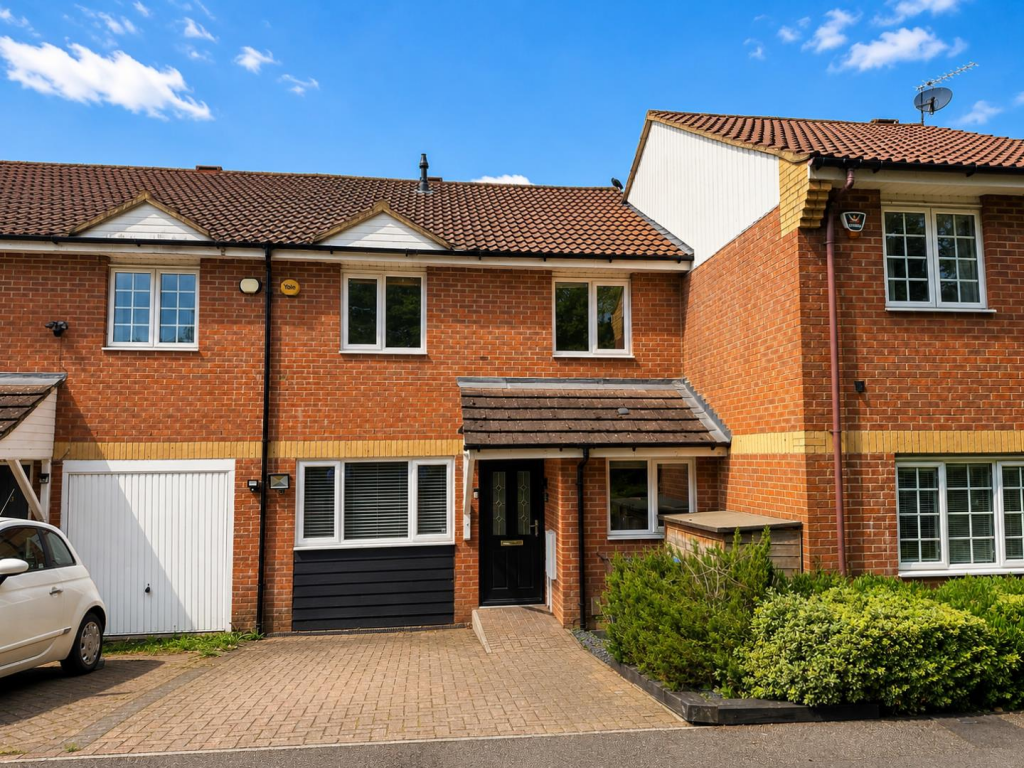 Main image of property: Bective View, Kingsthorpe, Northampton NN2