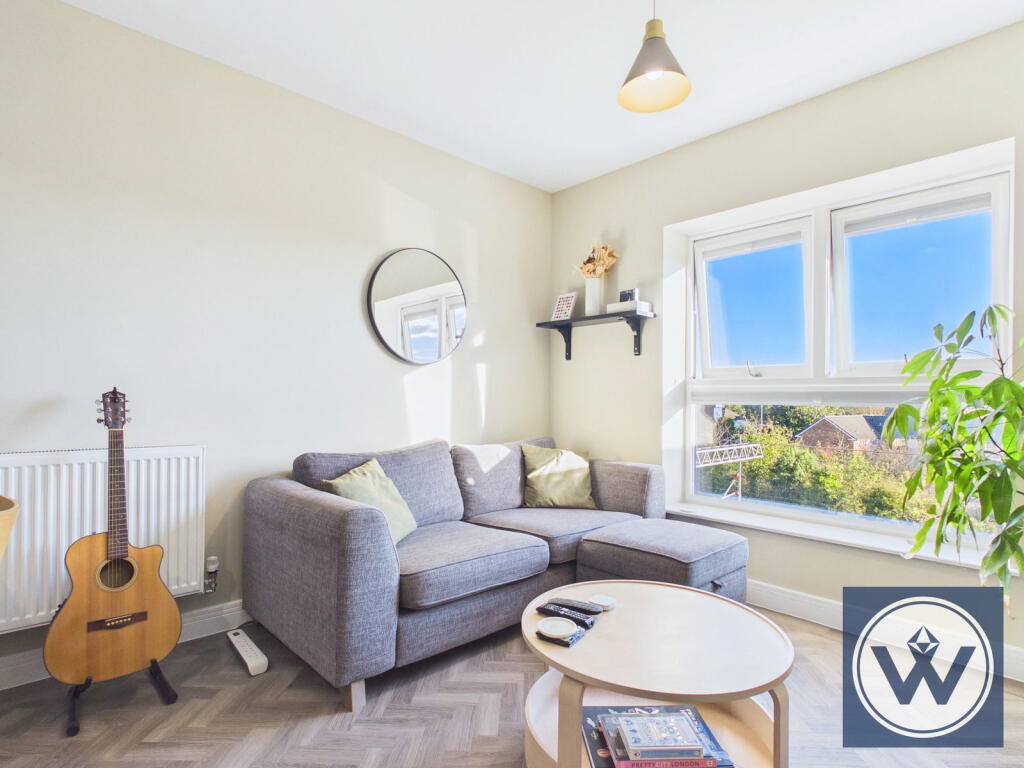 Apartment in Southall - View 2