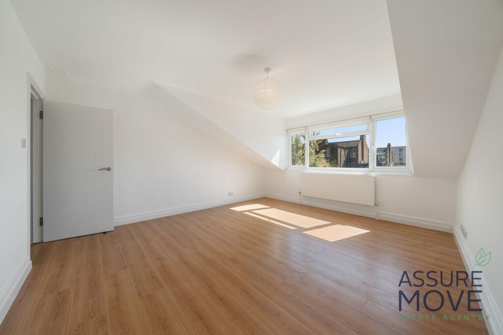 Apartment in London - View 4