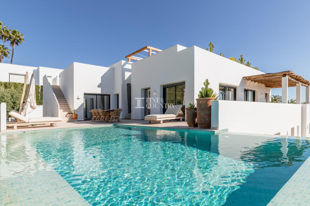 Main image of property: Valencia, Alicante, Moraira