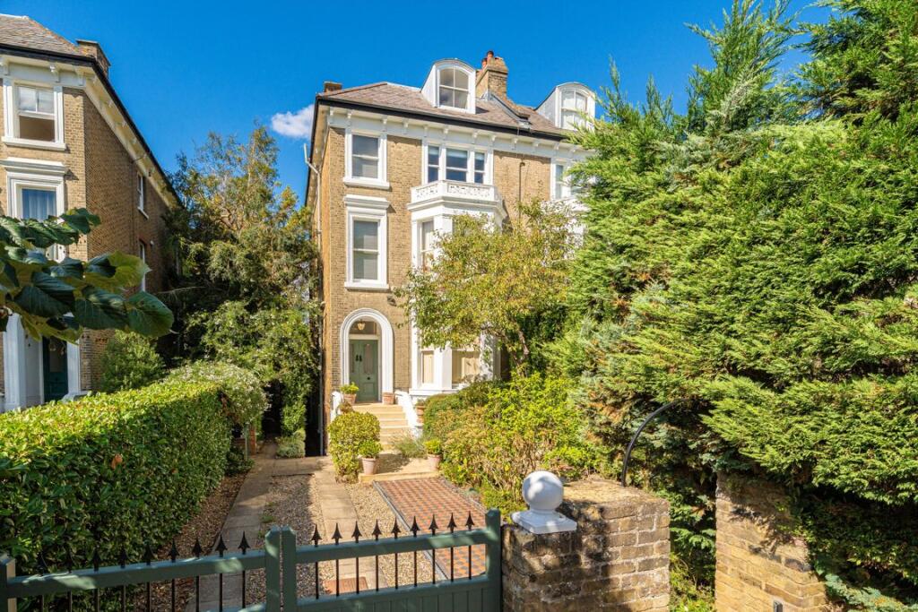 Main image of property: Cambridge Park, Twickenham