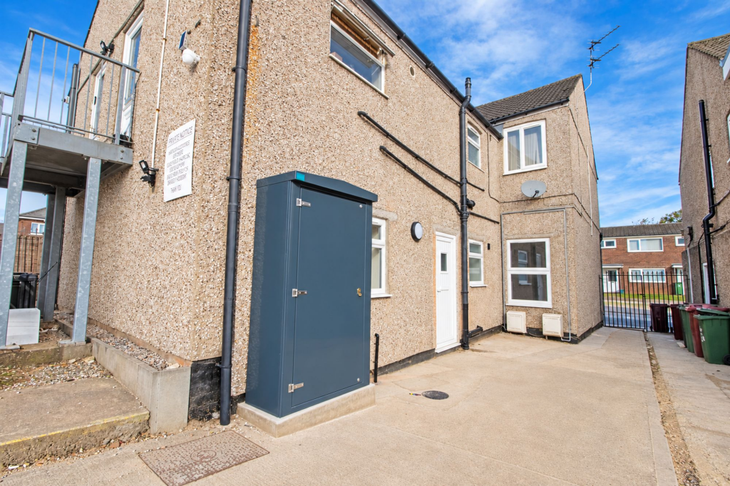 Main image of property: Ashby High Street, Scunthorpe, DN16