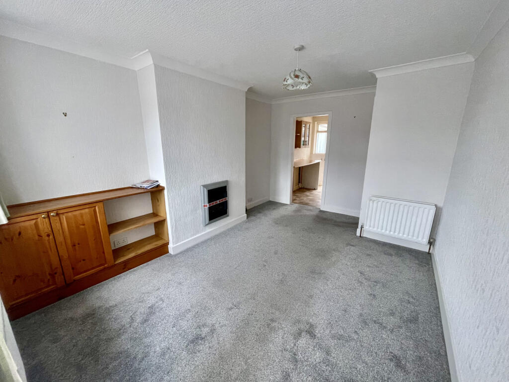East Pines Drive,  Cleveleys, FY5 photo 2