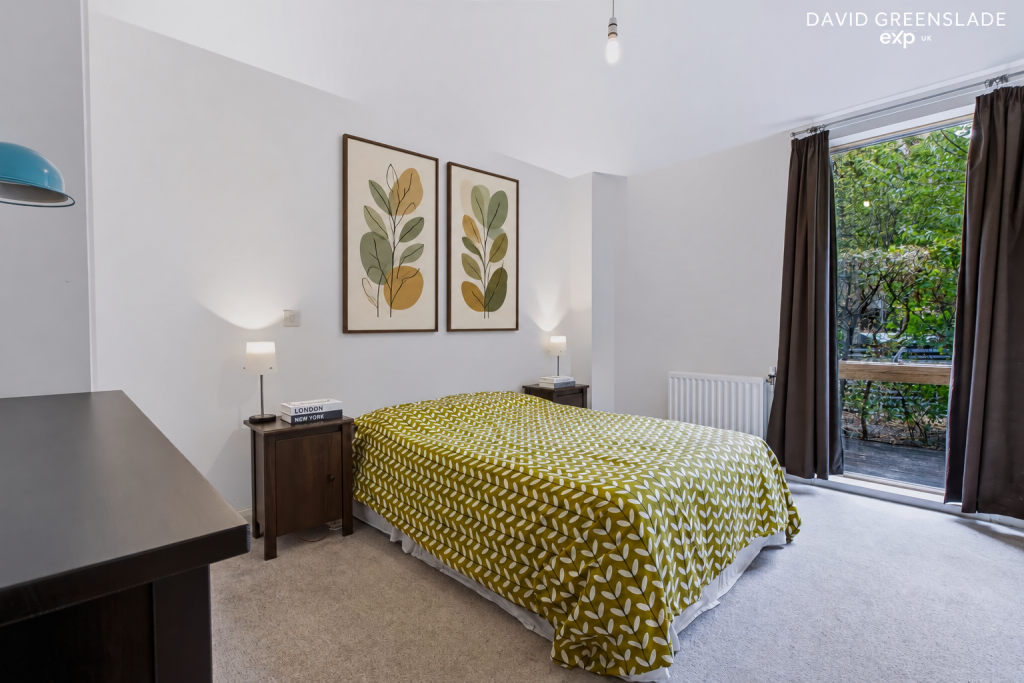 Apartment in London, Poplar - View 4