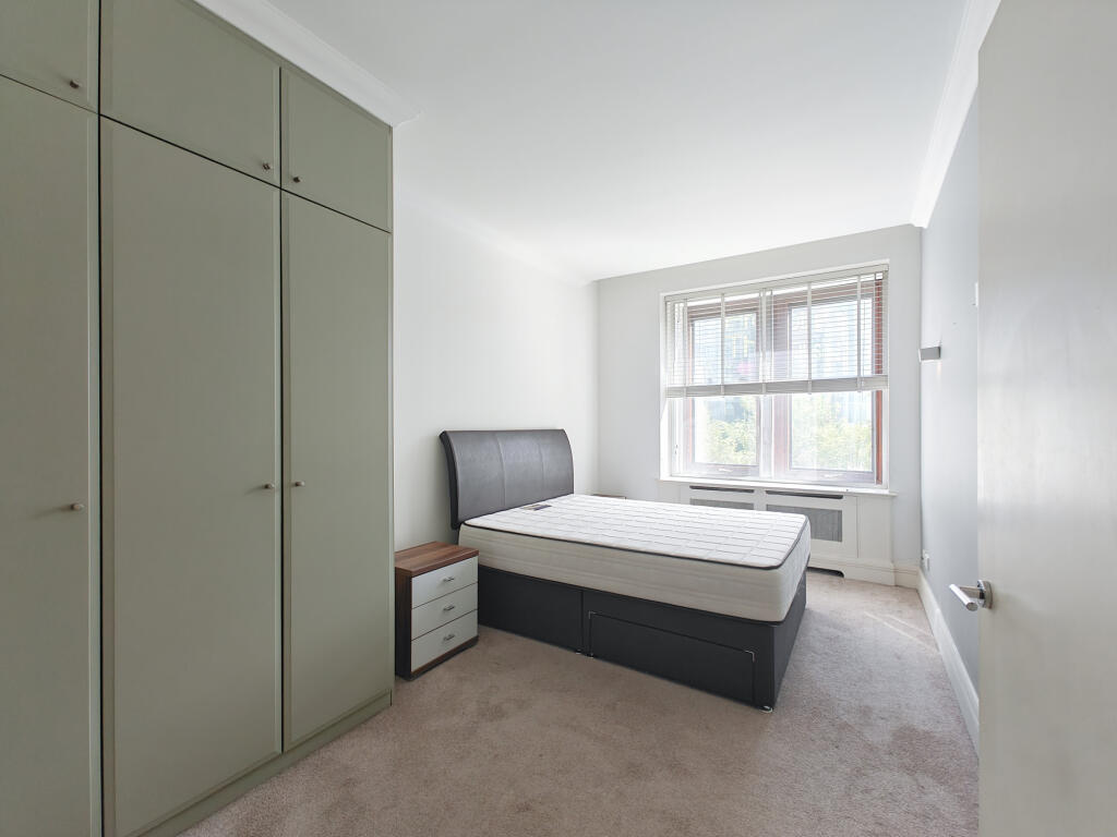9 Belvedere Road, London, SE1 photo 4