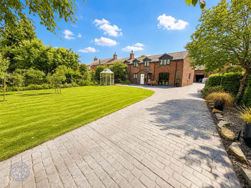 Main image of property: Southworth Lane, Croft, WA3