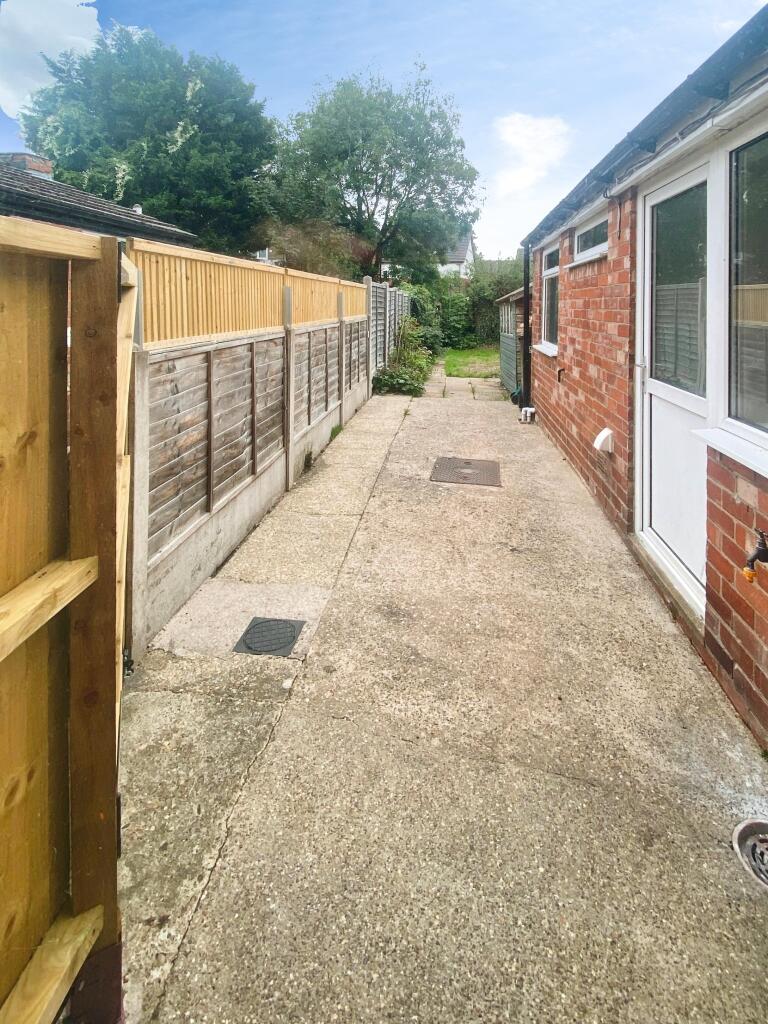 House in Lincoln, Lincolnshire - View 4