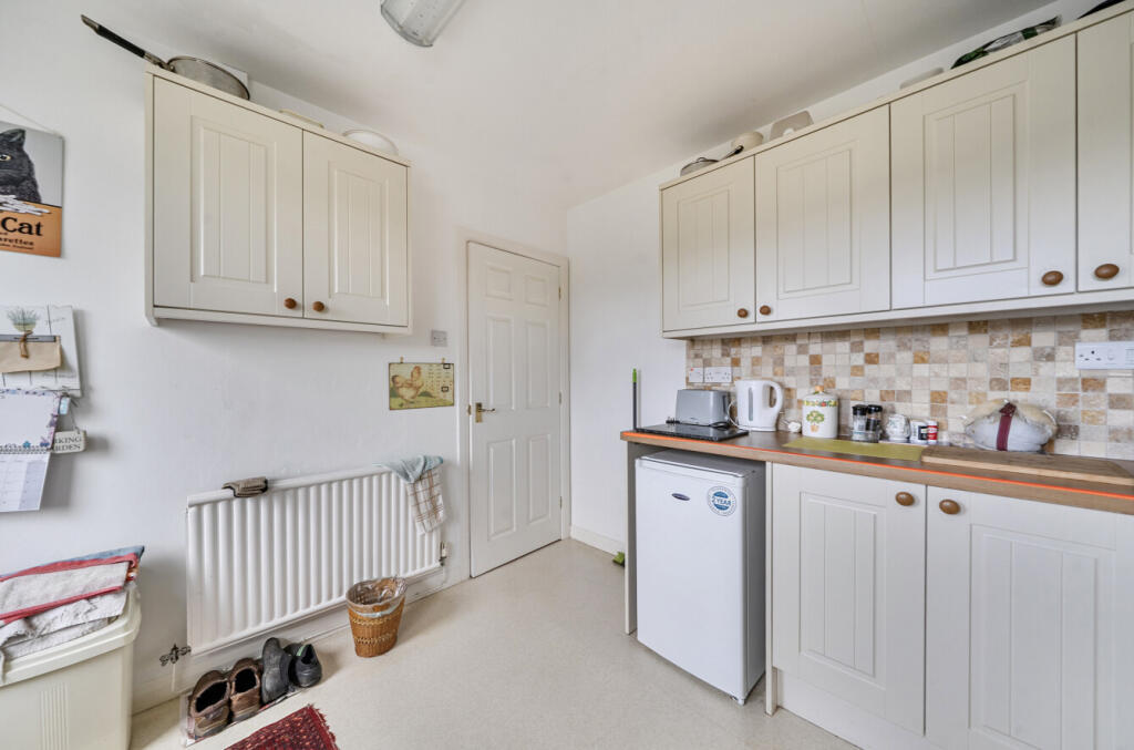 House in Llanidloes - View 4