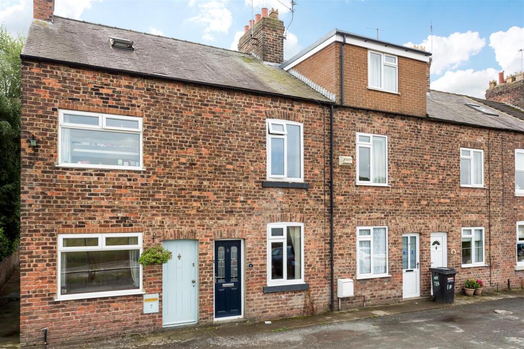 Main image of property: Melbourne Place, Thirsk