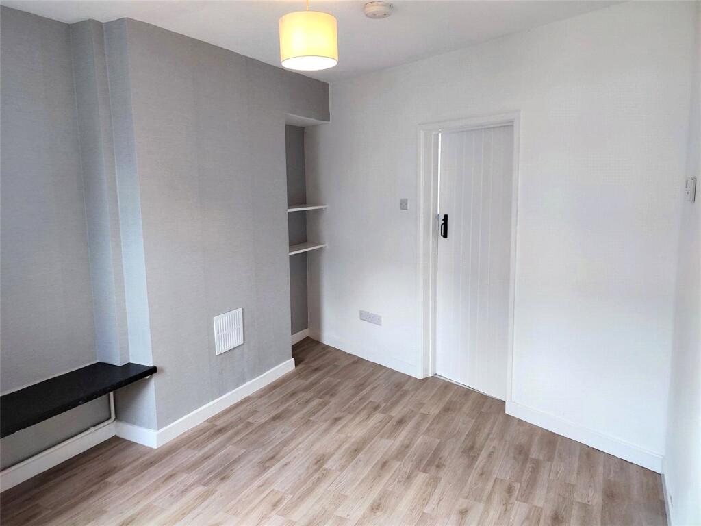 House in Shrewsbury, Oswestry - View 2
