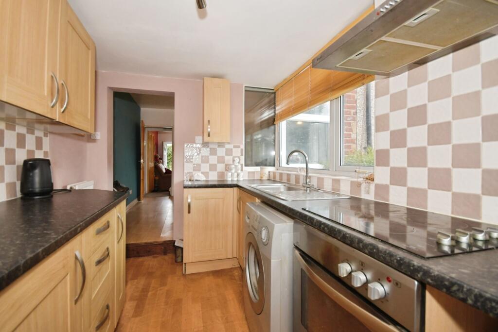 House in North East Derbyshire, Grassmoor, Hasland and Winswick - View 5