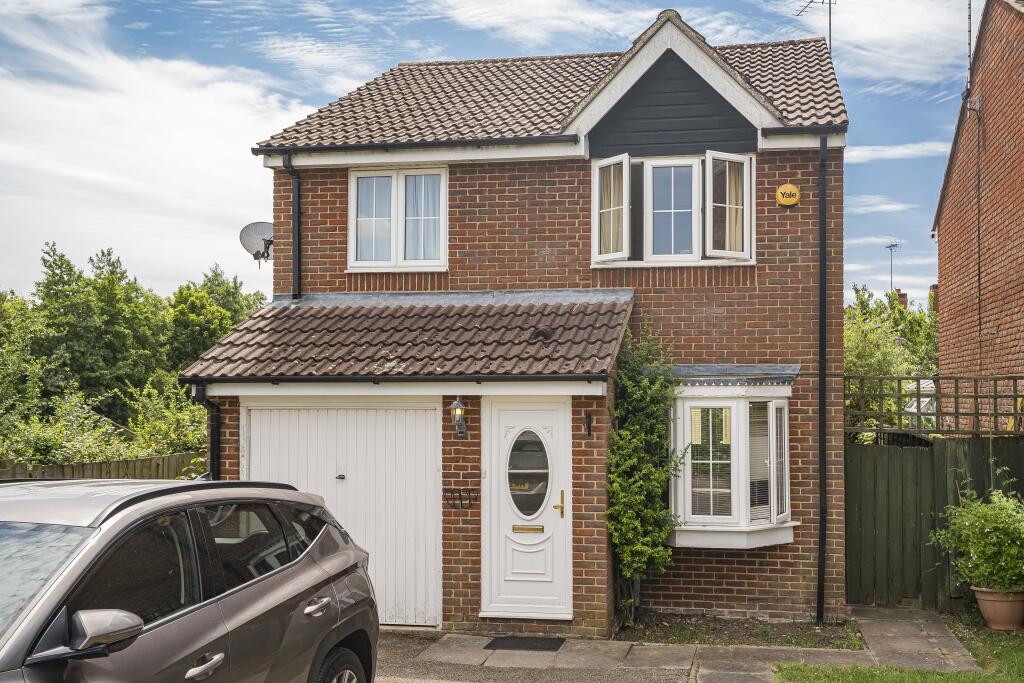 Main image of property: Digswell Rise, Welwyn Garden City, Hertfordshire, AL8