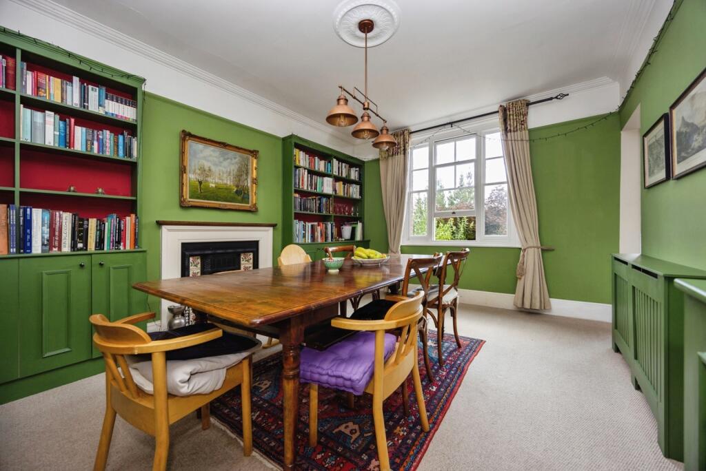 House in Waverley, Frith Hill, Godalming - View 5