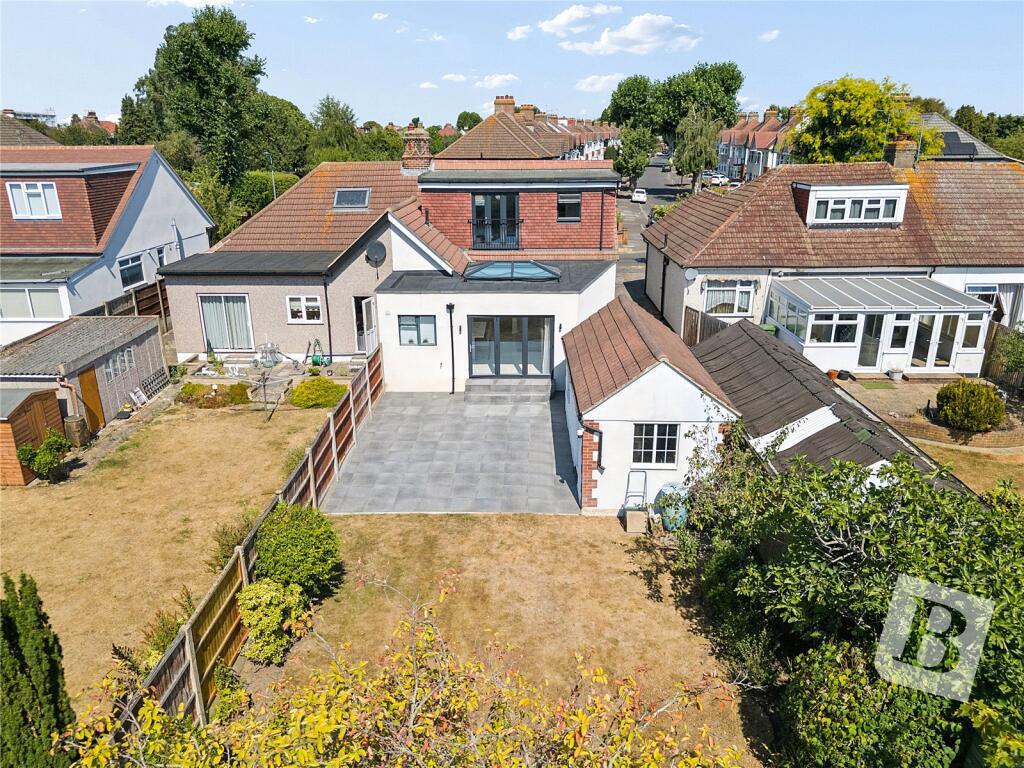 House in London - View 3