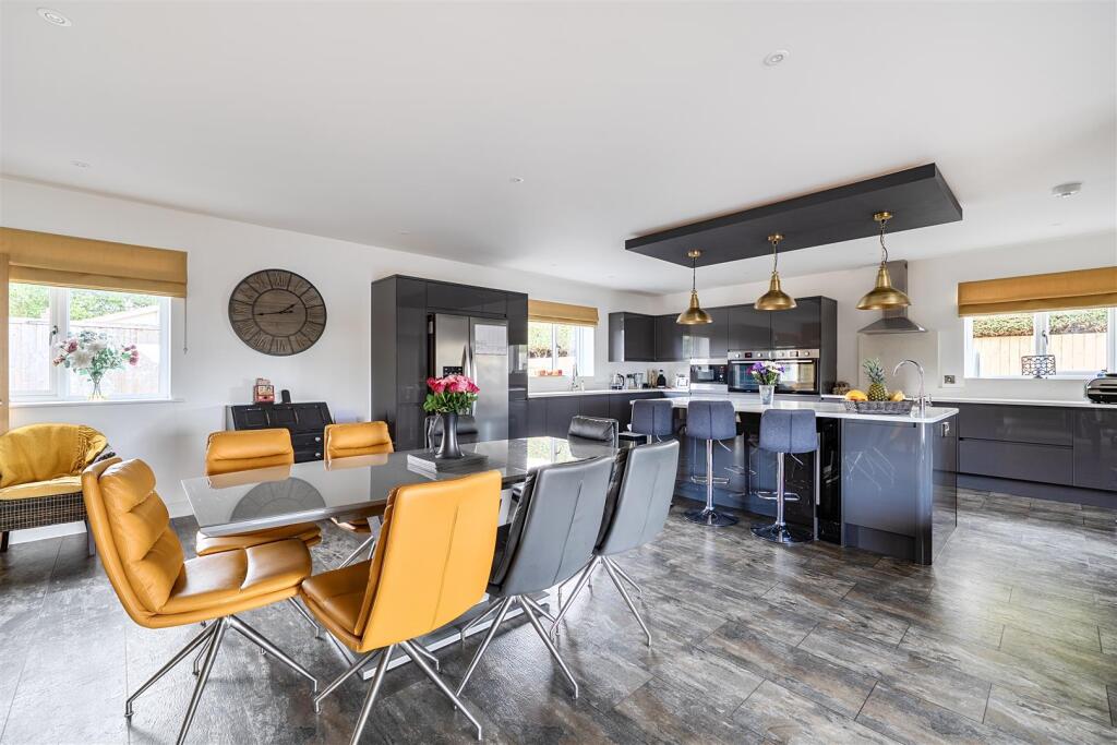 House in Bath, Yeovilton and District - View 4