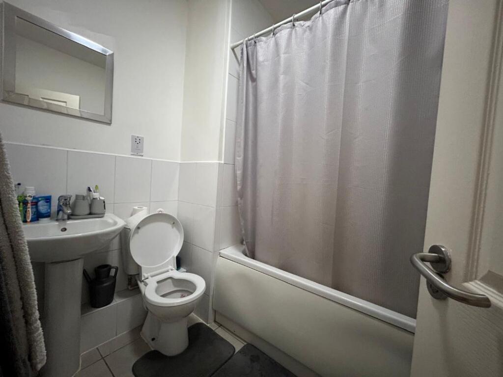 Apartment in Liverpool - View 4