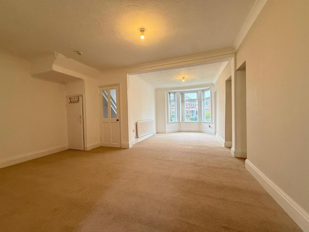 Main image of property: Hotham Road NorthHull