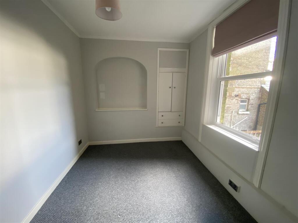 South Terrace, Littlehampton photo 5