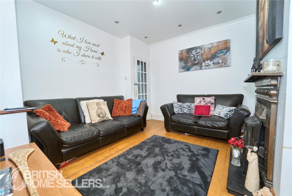 House in Southall - View 5
