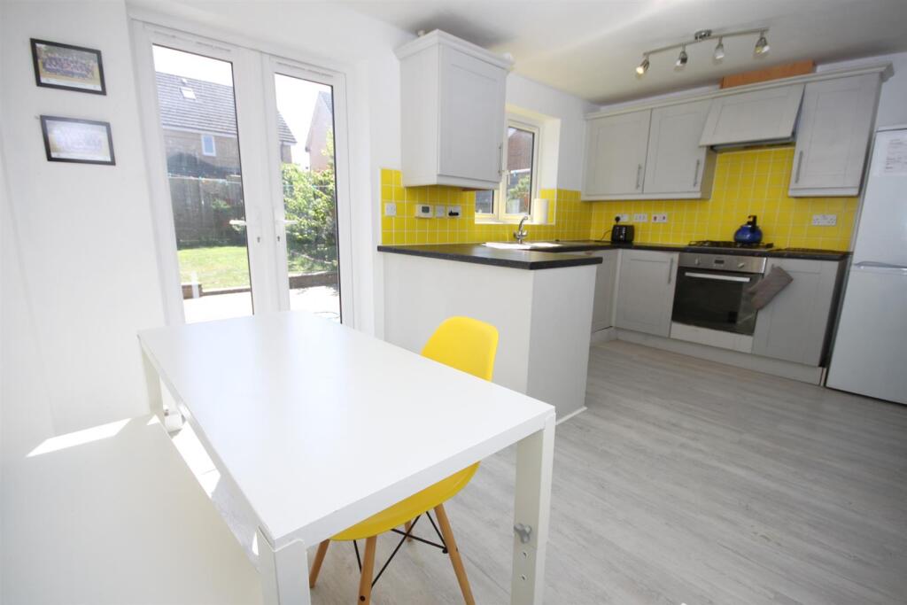 House in Portsmouth - View 4