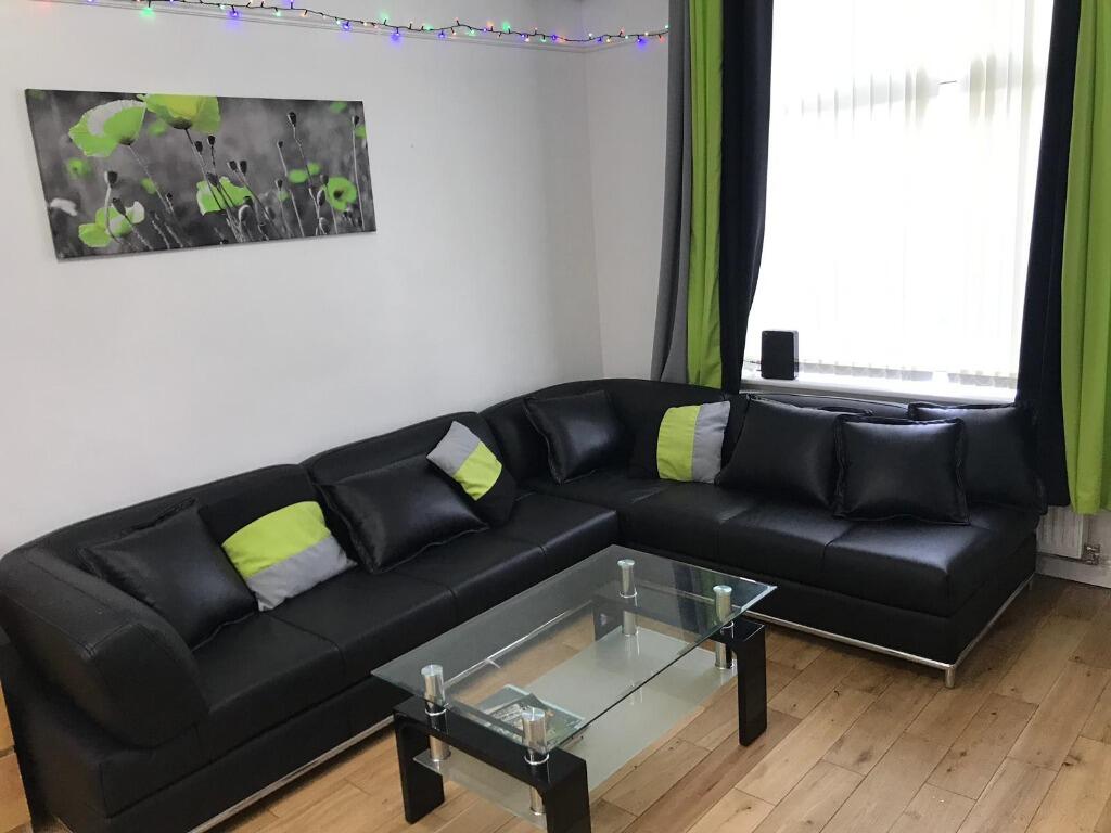 Main image of property: Cedar Grove, Fallowfield, Manchester, M14