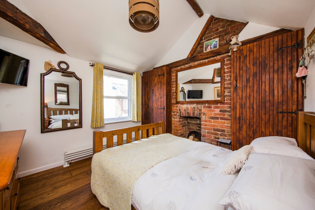 House in Tunbridge Wells, Southborough - View 5