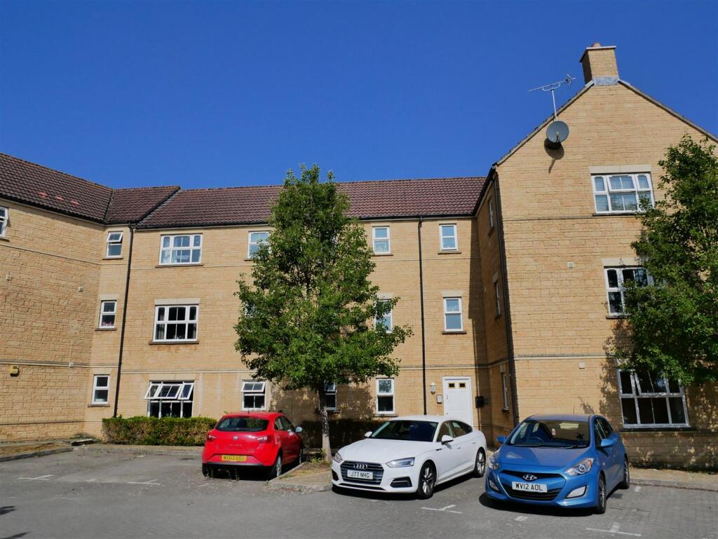 Main image of property: Nuthatch Road, Calne
