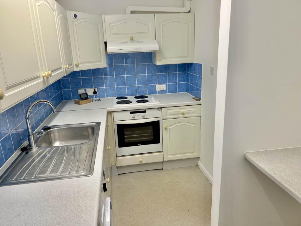 Apartment in Brighton - View 5