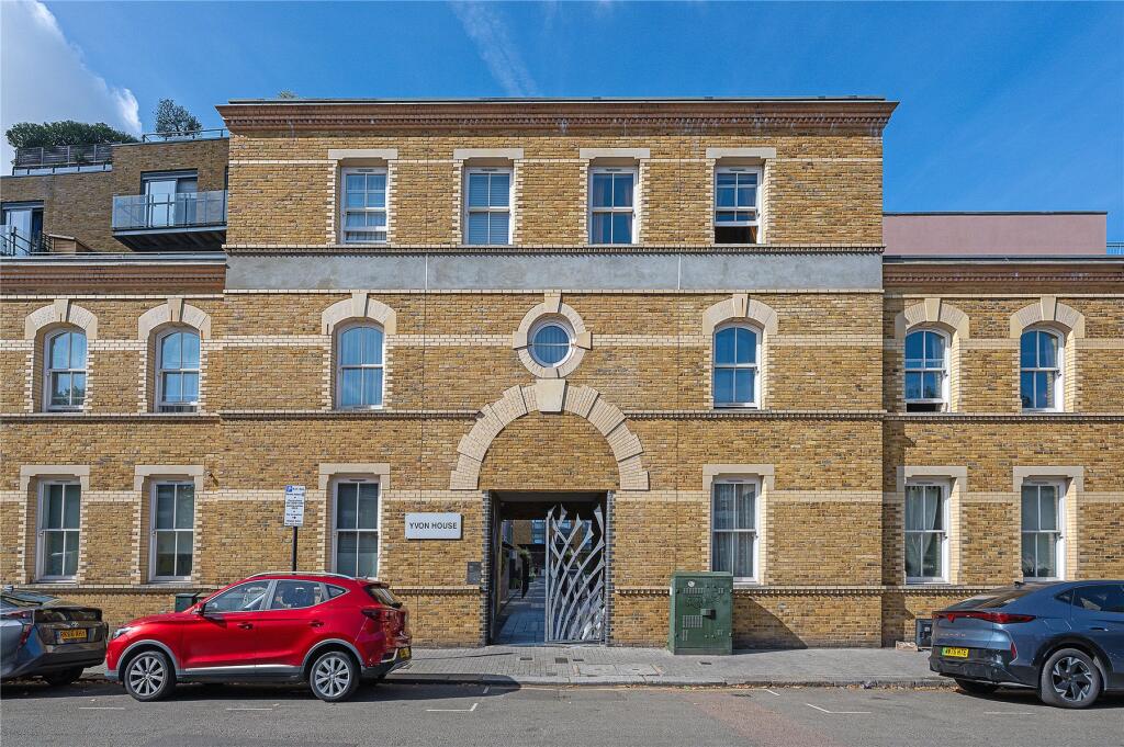 Apartment in London - View 2