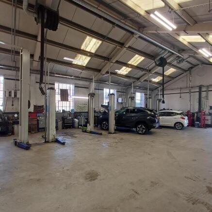 Photo 13