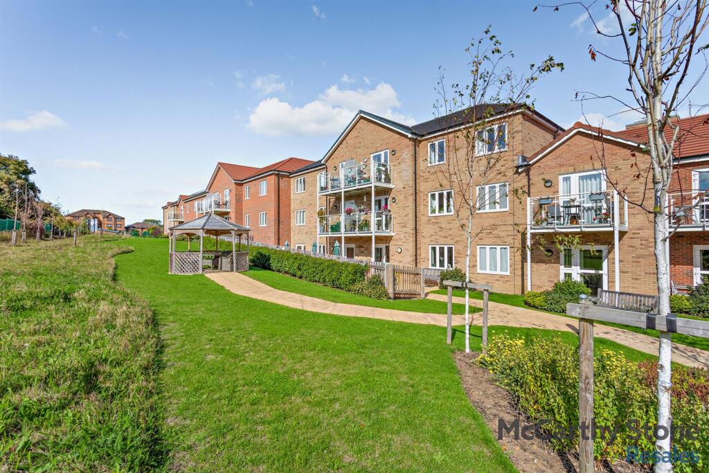 Main image of property: Bluebell House, Barnsdale Drive, Westcroft, Milton Keynes  MK4 4DU