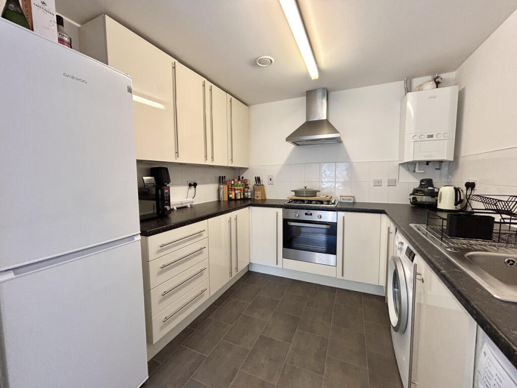 Apartment in Huntingdonshire, Eynesbury, St Neots - More