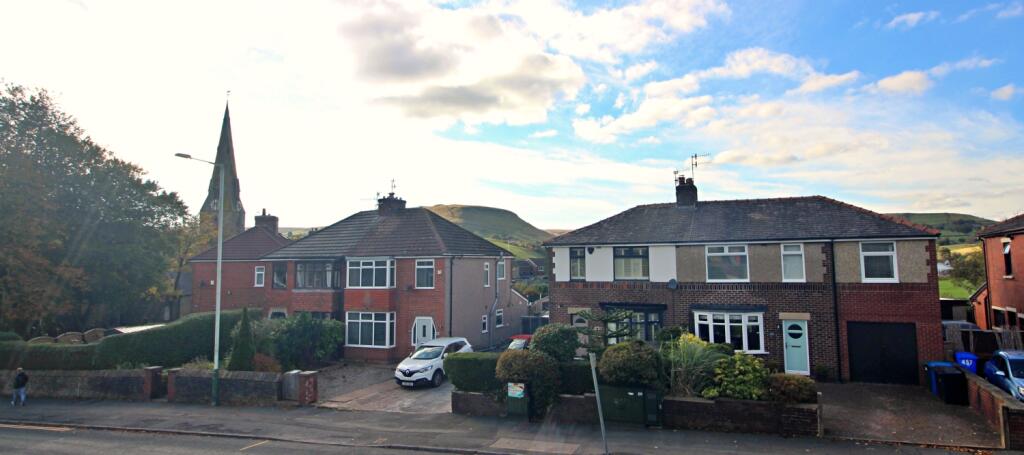 446 Helmshore Road, Helmshore, Rossendale photo 2