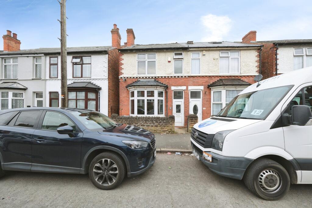 Main image of property: Leslie Road, Forest Fields, NG7