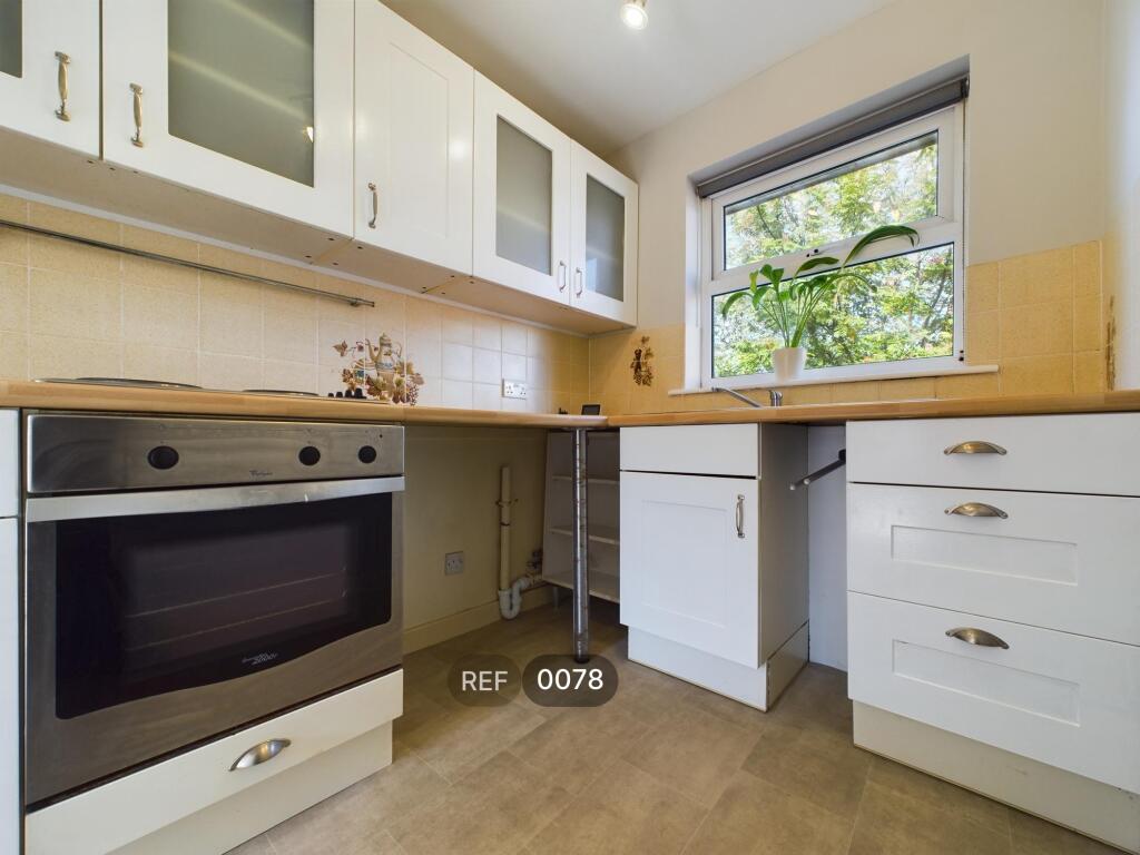 Main image of property: Grove Hill, Hessle, HU13 0RT