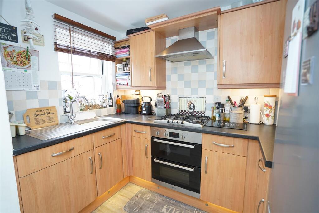 House in Torridge, East The Water, Bideford - More