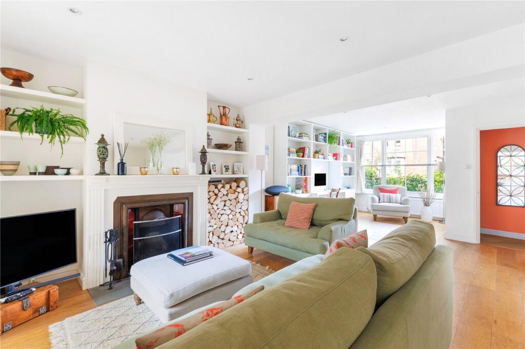 Station Road, Marlow, Buckinghamshire, SL7 photo 2