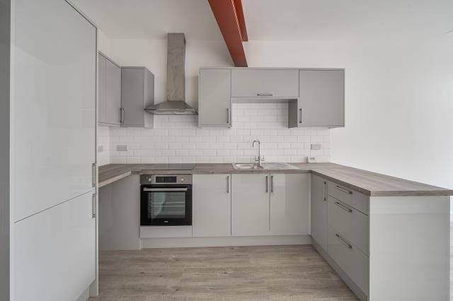 Apartment in South Oxfordshire, Didcot - More