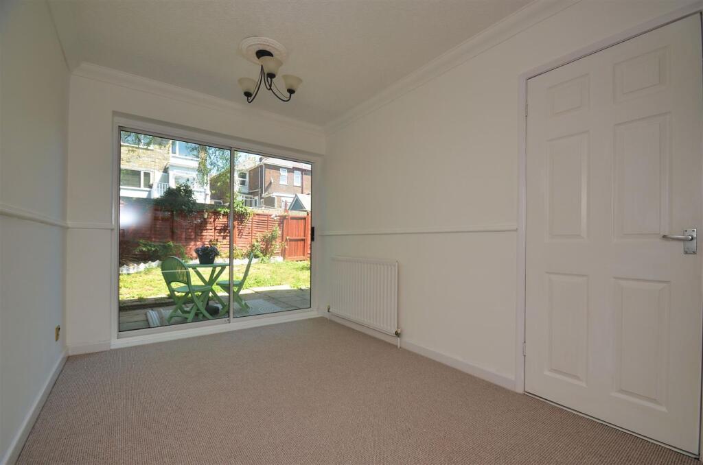 House in Ryde, Swanmore - View 6