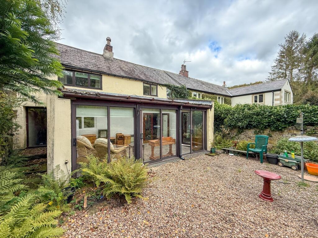 Cote Close (off Dam Hill), Shelley, Huddersfield, HD8 photo 3