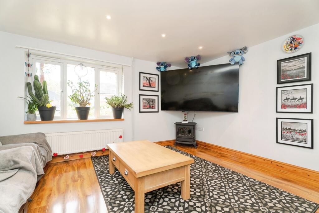 Lancaster Avenue, Fakenham, Norfolk, NR21 - View 5