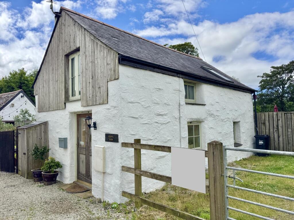 2-bed house on Mitchell, Newquay, £300,000
