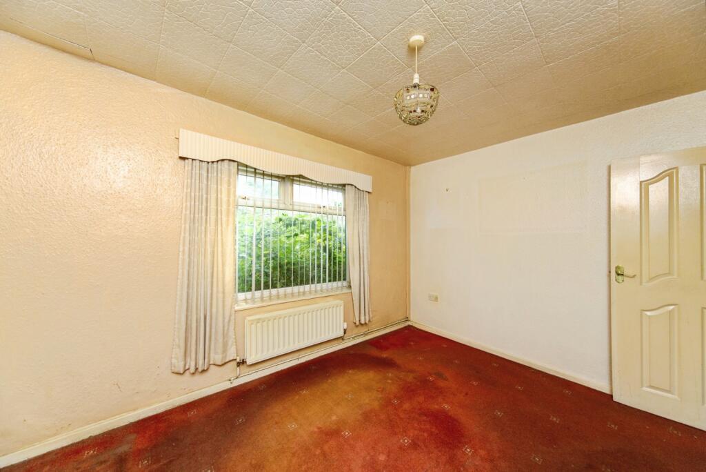 House in Sefton, Liverpool City Region - More