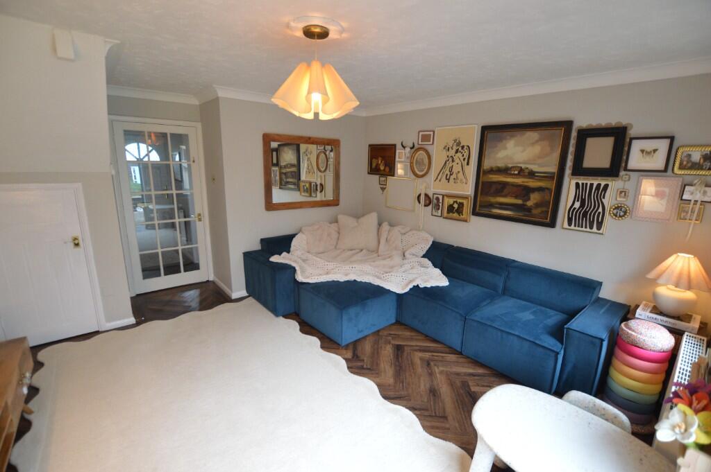 Burridge Close, Marston Moretaine photo 3