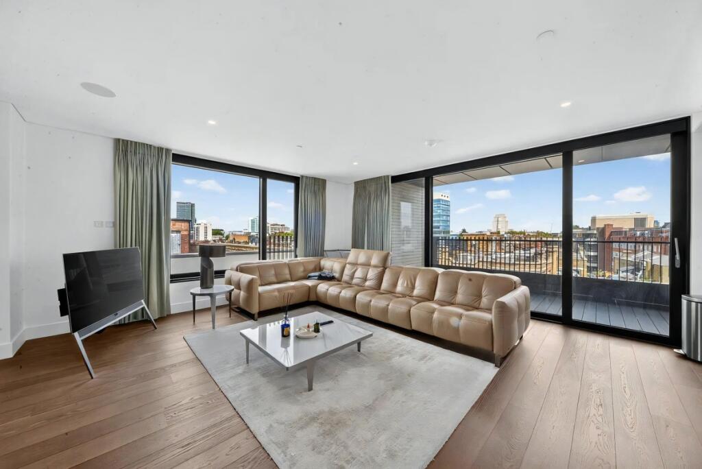 Apartment in London, City of Westminster - View 4