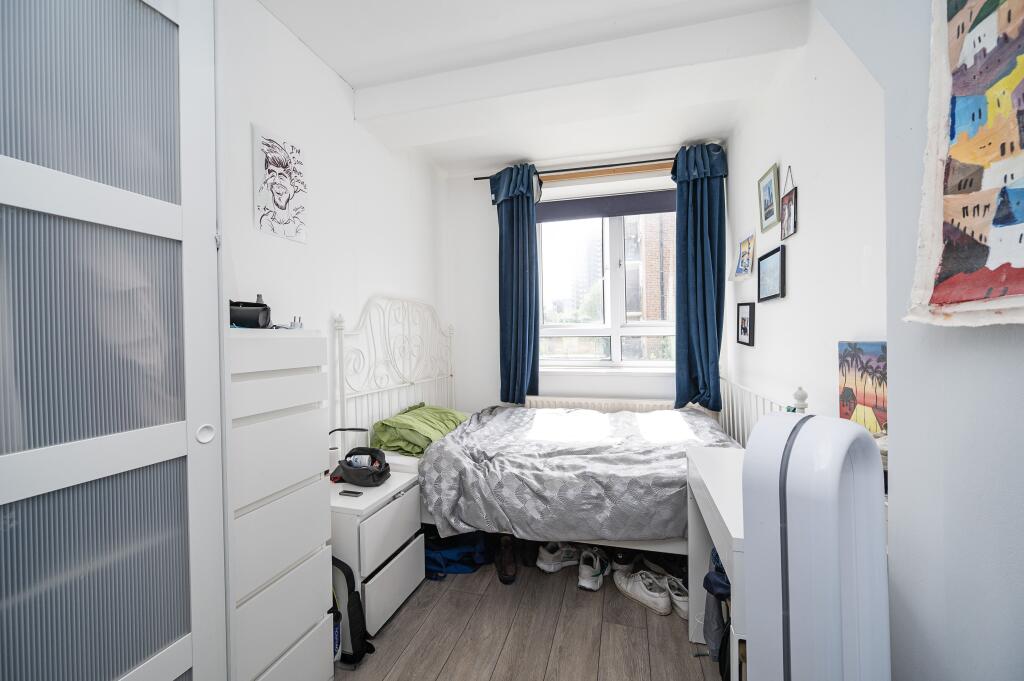 Apartment in London, East Smithfield, Whitechapel - View 5