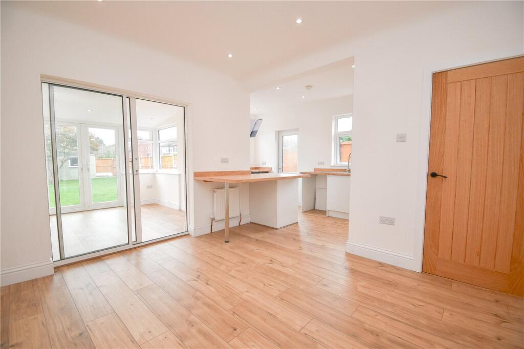 Cornelius Drive, Pensby, Wirral photo 4